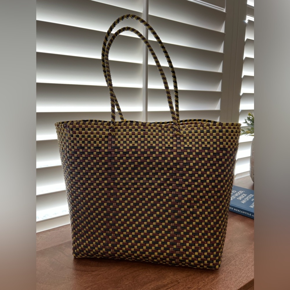 Woven Plastic Tote Bag